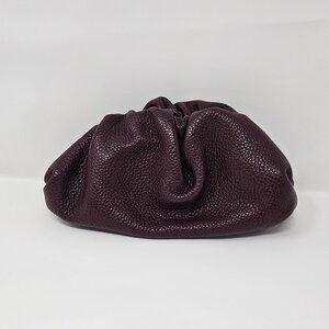 BORSE IN PELLE mini crossbody pouch in dark Burgundy pebbled leather